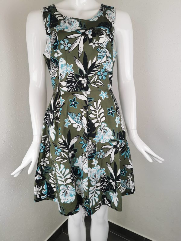 Robe Quatre vingt jours neuf