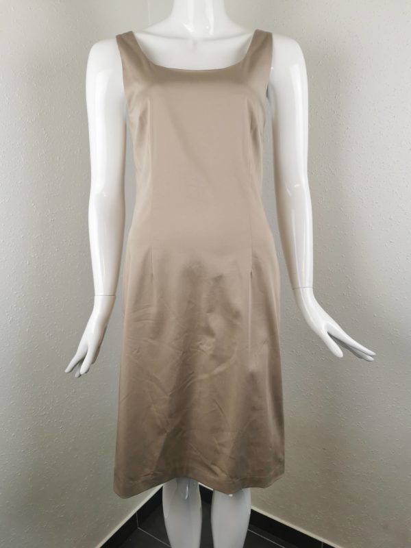 Robe Quatre vingt jours neuf