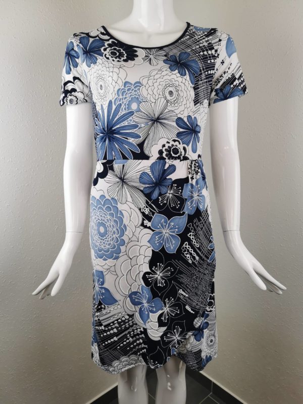 Robe Genuine neuf